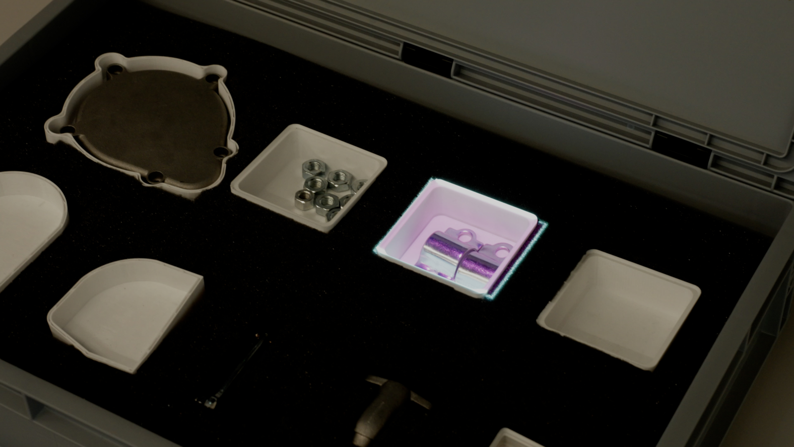 Kitting box with highlighting where to pick from Augmented Reality